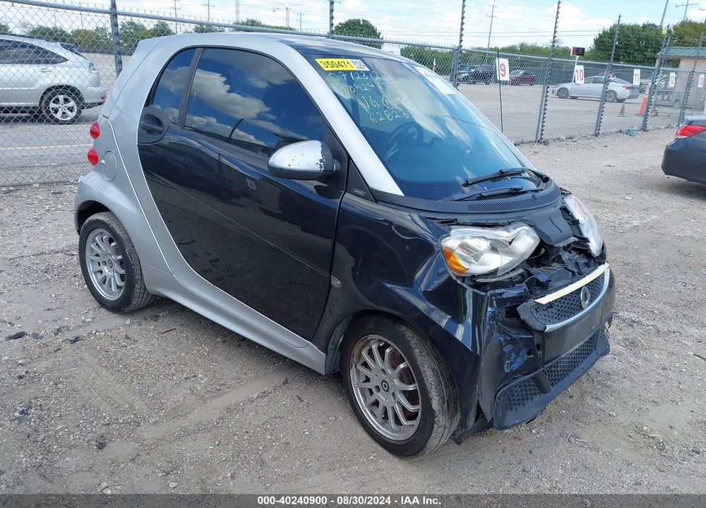 2013 SMART FORTWO PASSION/PURE VIN: WMEEJ3BA4DK628231