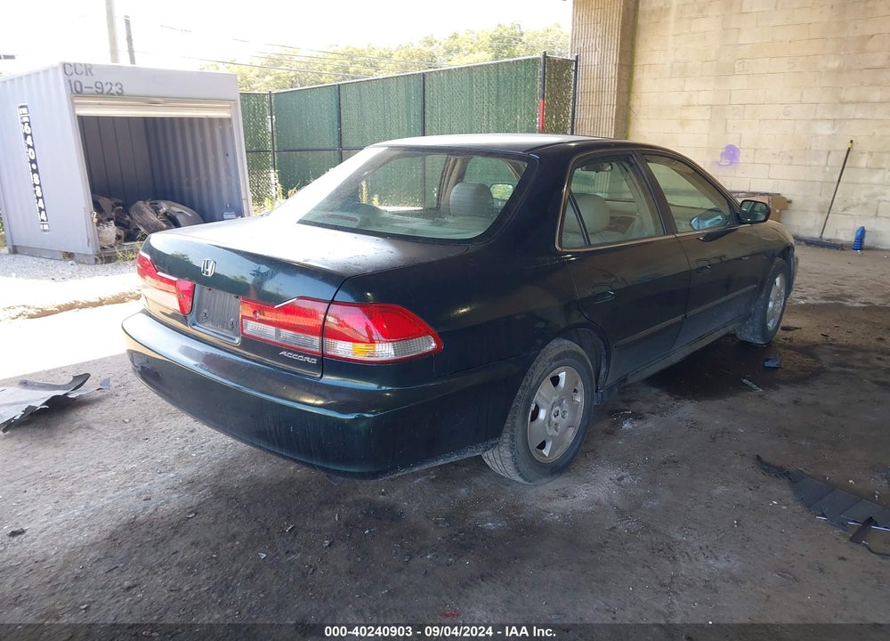 2001 HONDA ACCORD 3.0 EX VIN: 1HGCG16531A072714