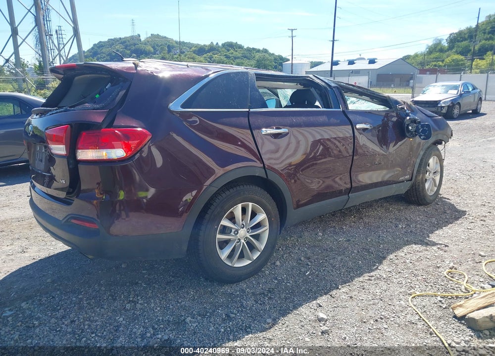 2018 KIA SORENTO 3.3L LX VIN: 5XYPGDA51JG340250