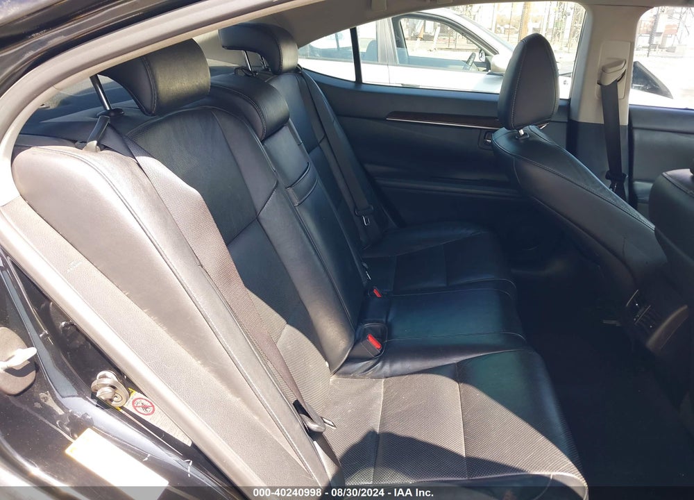 2014 LEXUS ES 350 VIN: JTHBK1GG8E2106010