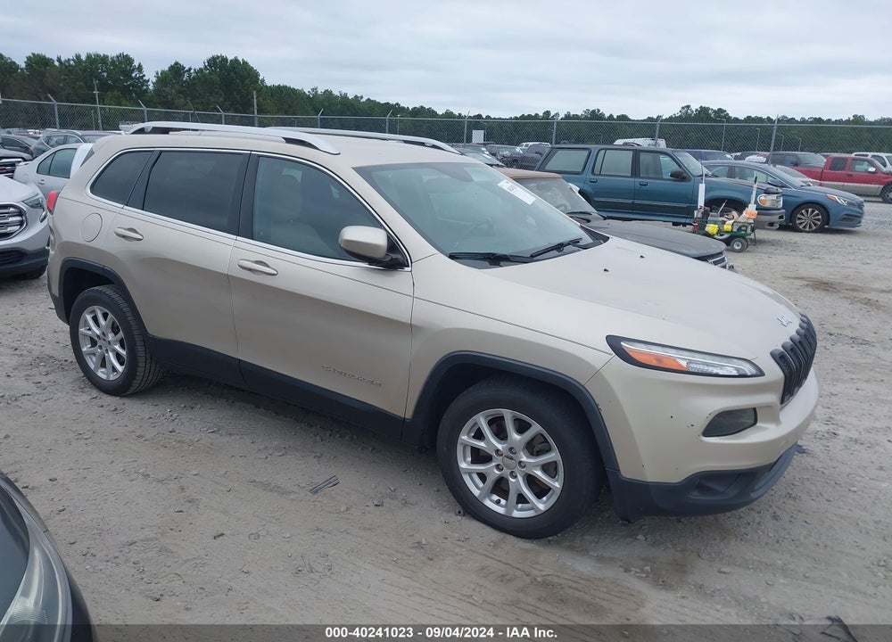 2015 JEEP CHEROKEE LATITUDE VIN: 1C4PJLCB4FW532481