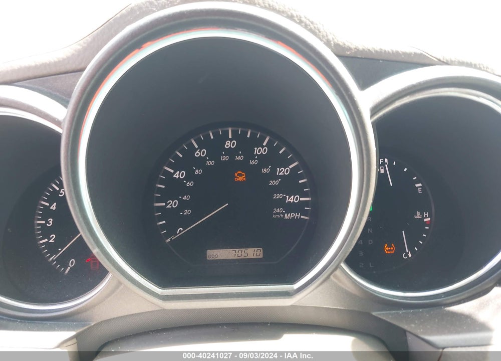 2005 LEXUS RX 330 VIN: JTJGA31U150052837