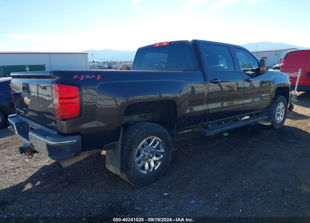 2018 CHEVROLET SILVERADO 2500HD LT VIN: 1GC1KVEG6JF101575