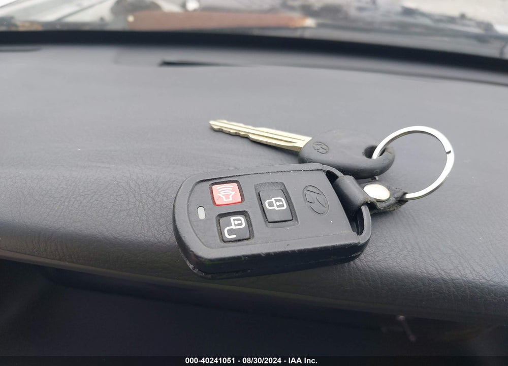 2006 HYUNDAI ELANTRA GLS/LIMITED VIN: KMHDN46D66U204402