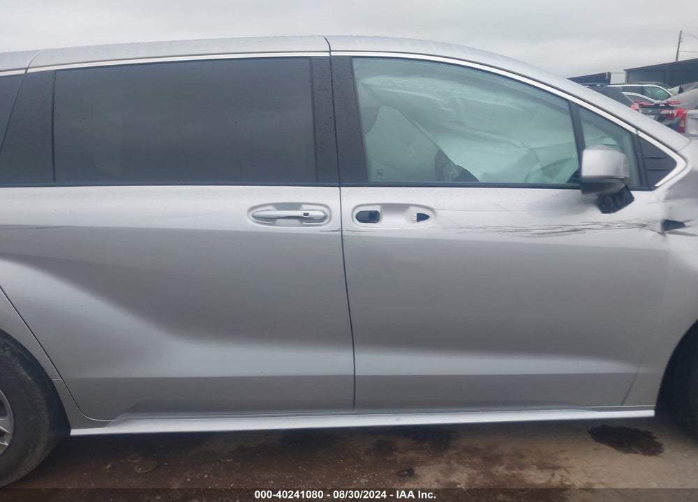 2022 TOYOTA SIENNA LE VIN: 5TDKRKEC5NS116991
