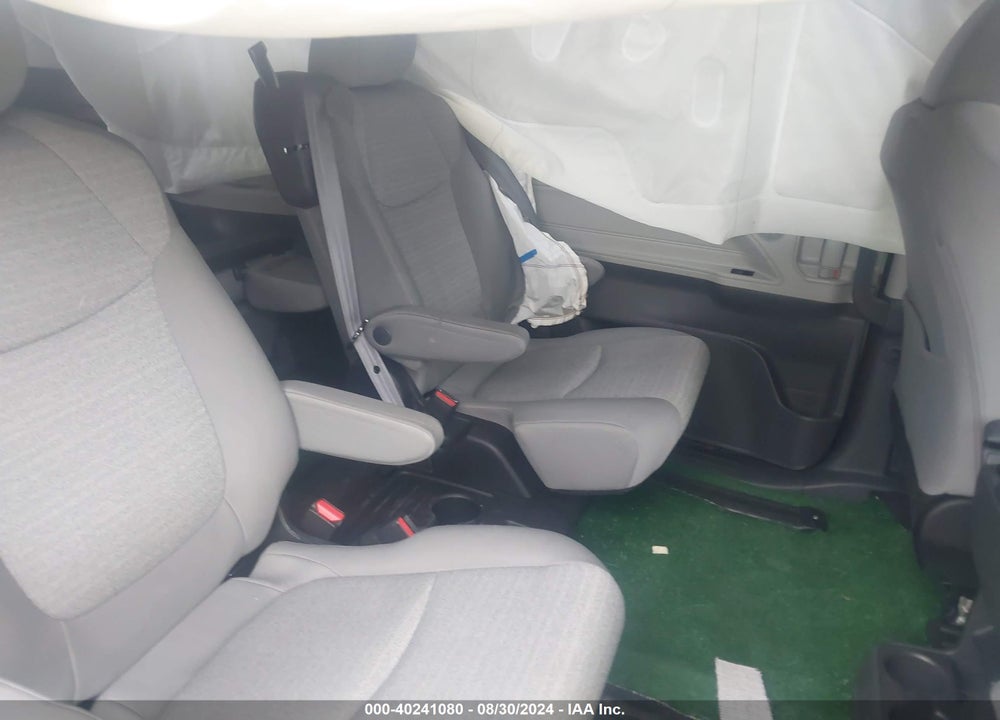 2022 TOYOTA SIENNA LE VIN: 5TDKRKEC5NS116991
