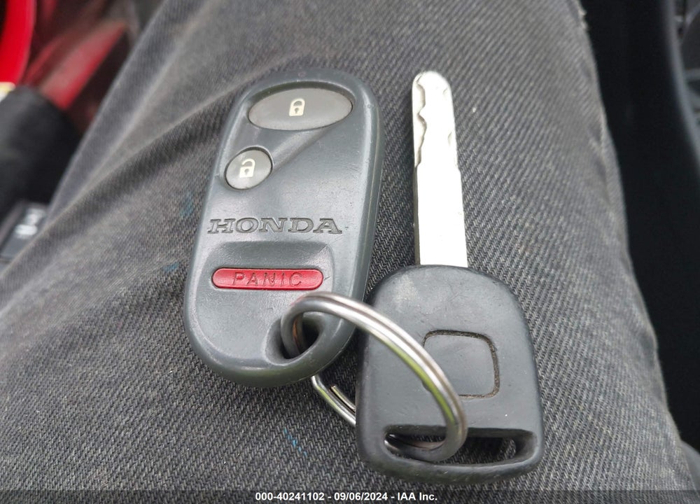2004 HONDA CIVIC LX VIN: 1HGEM21604L040819