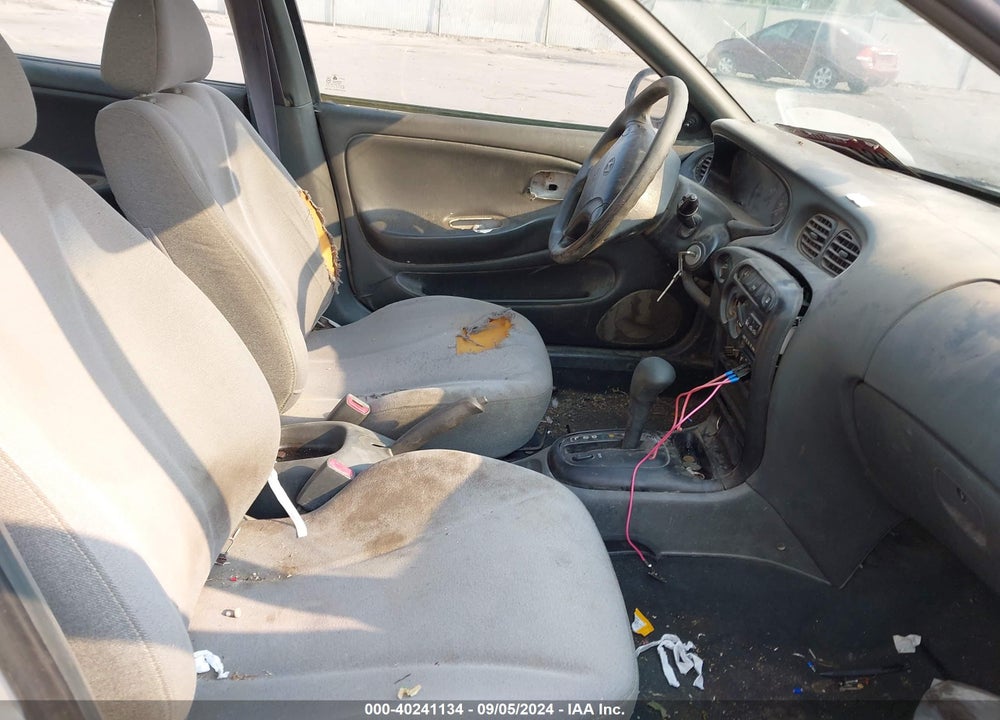 1998 HYUNDAI ELANTRA VIN: KMHJF24M2WU727276