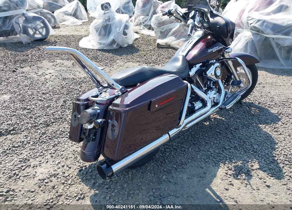 2006 HARLEY-DAVIDSON FLHXI VIN: 1HD1KBW156Y694543