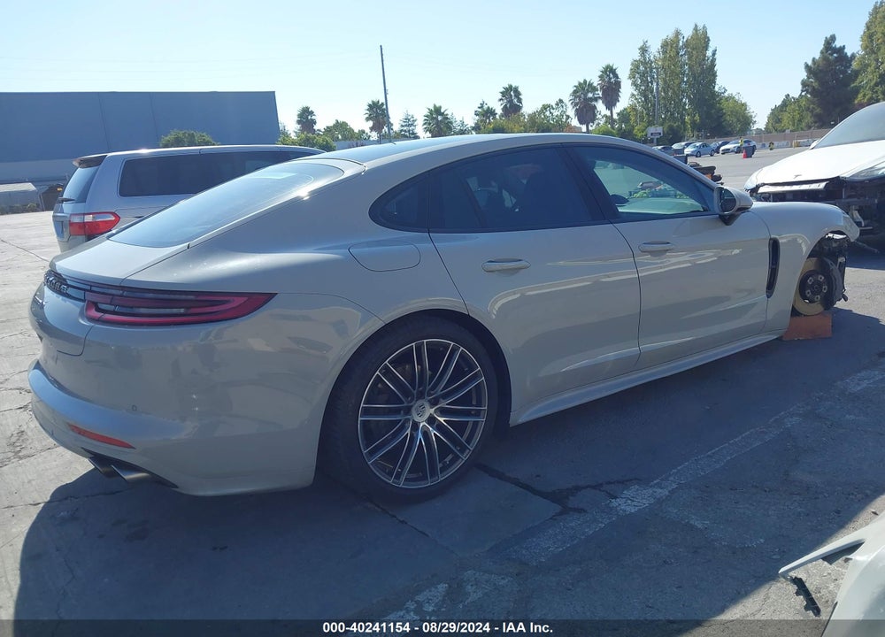 2017 PORSCHE PANAMERA 4S VIN: WP0AB2A75HL122403
