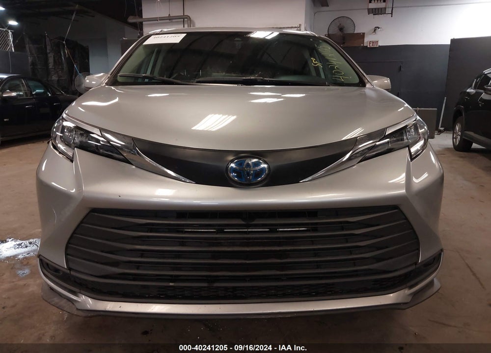 2021 TOYOTA SIENNA LE VIN: 5TDKSKFC5MS006055
