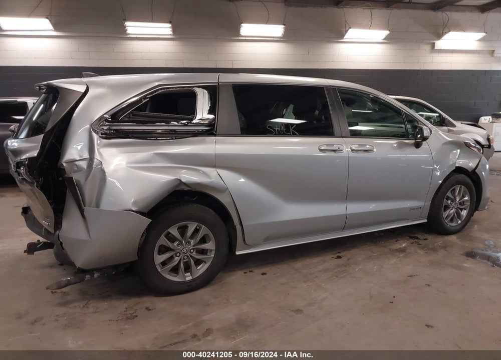 2021 TOYOTA SIENNA LE VIN: 5TDKSKFC5MS006055