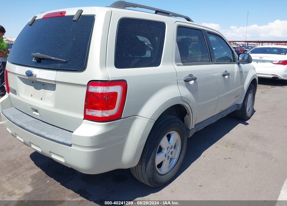 2008 FORD ESCAPE XLT VIN: 1FMCU03178KC00911