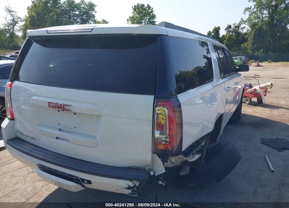 2017 GMC YUKON XL SLT VIN: 1GKS2GKC0HR191403
