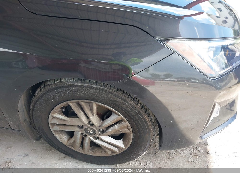 2020 HYUNDAI ELANTRA VIN: 5NPD84LFXLH598350