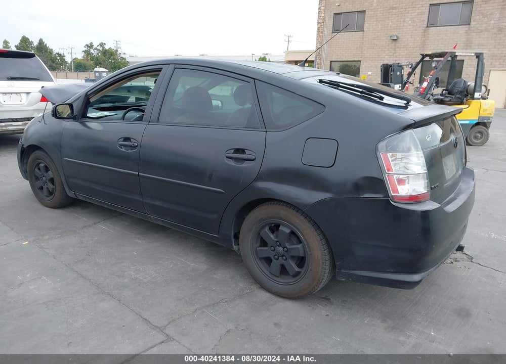 2005 TOYOTA PRIUS VIN: JTDKB20U053099586