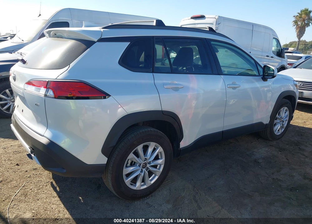 2022 TOYOTA COROLLA CROSS LE VIN: 7MUCAAAG6NV028049