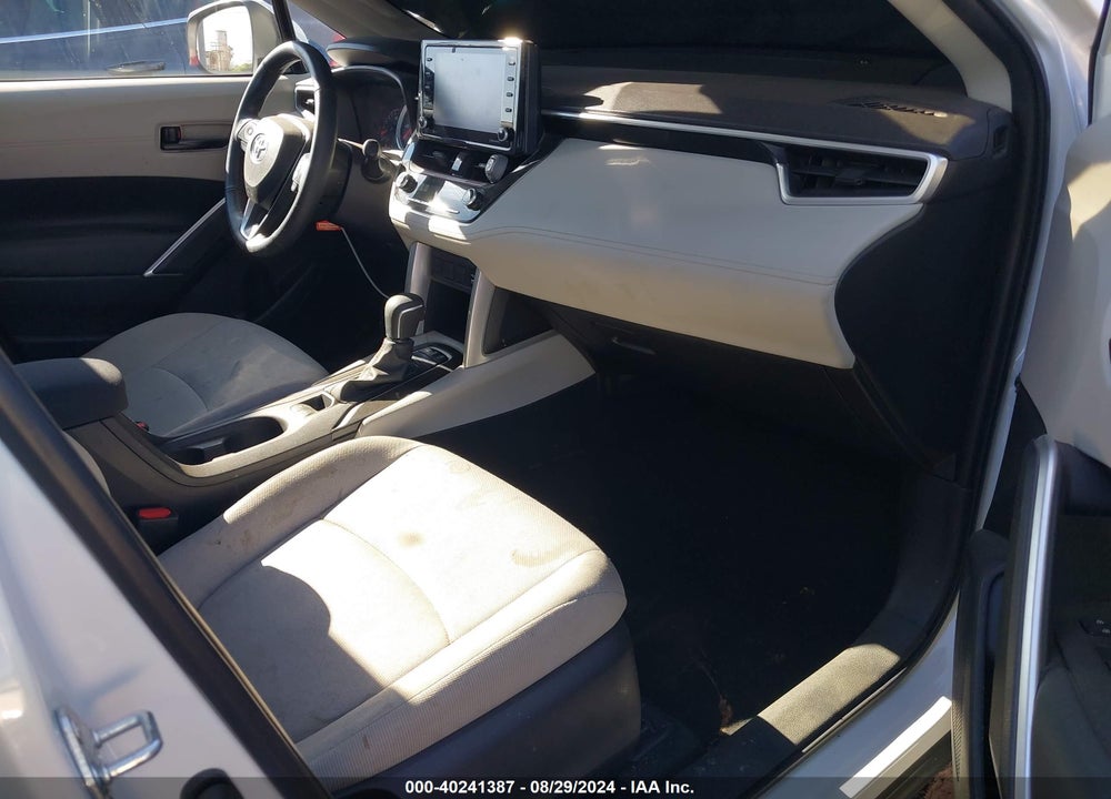 2022 TOYOTA COROLLA CROSS LE VIN: 7MUCAAAG6NV028049