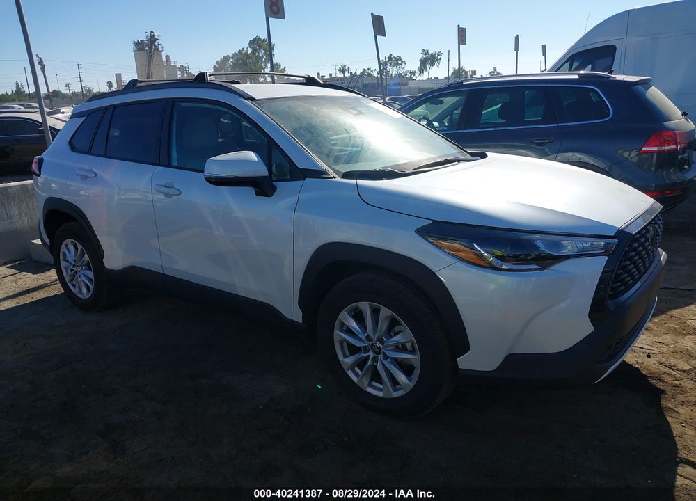 2022 TOYOTA COROLLA CROSS LE VIN: 7MUCAAAG6NV028049