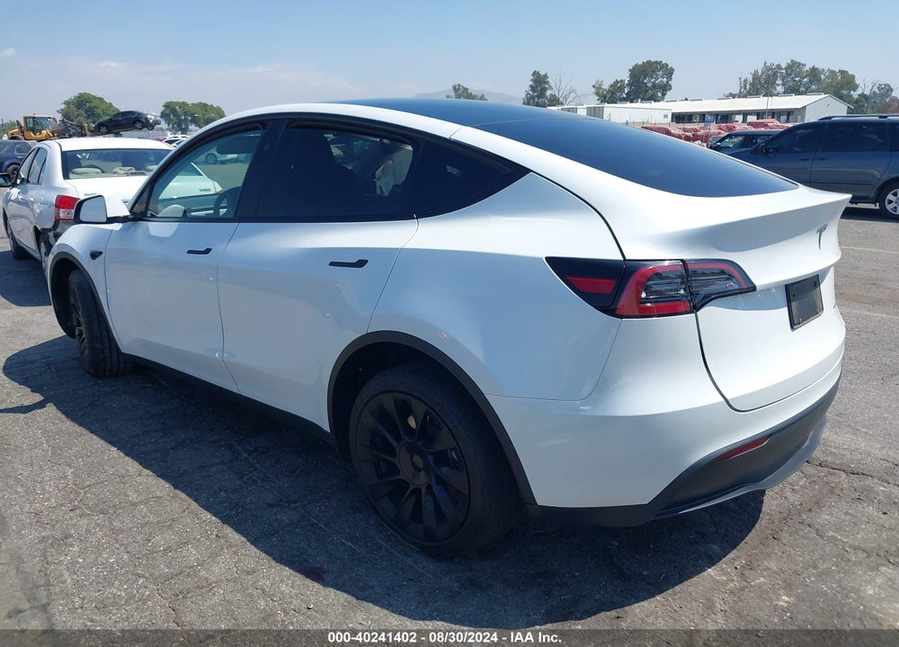 2023 TESLA MODEL Y AWD/LONG RANGE DUAL MOTOR ALL-WHEEL DRIVE VIN: 7SAYGDEEXPF801284