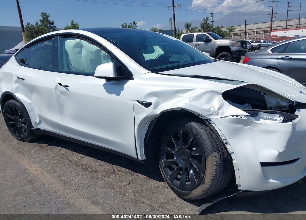 2023 TESLA MODEL Y AWD/LONG RANGE DUAL MOTOR ALL-WHEEL DRIVE VIN: 7SAYGDEEXPF801284
