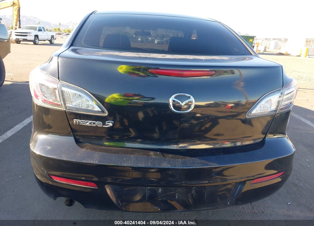 2013 MAZDA 3 I SV VIN: JM1BL1TG3D1818143