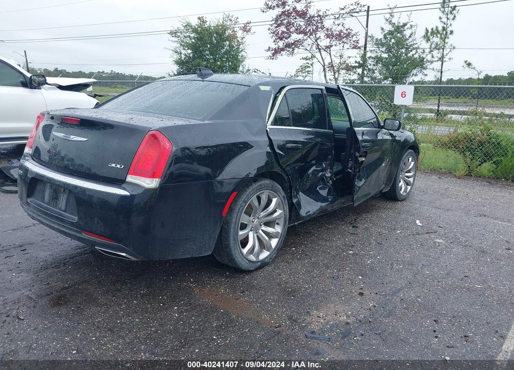 2019 CHRYSLER 300 TOURING L VIN: 2C3CCAAGXKH556132