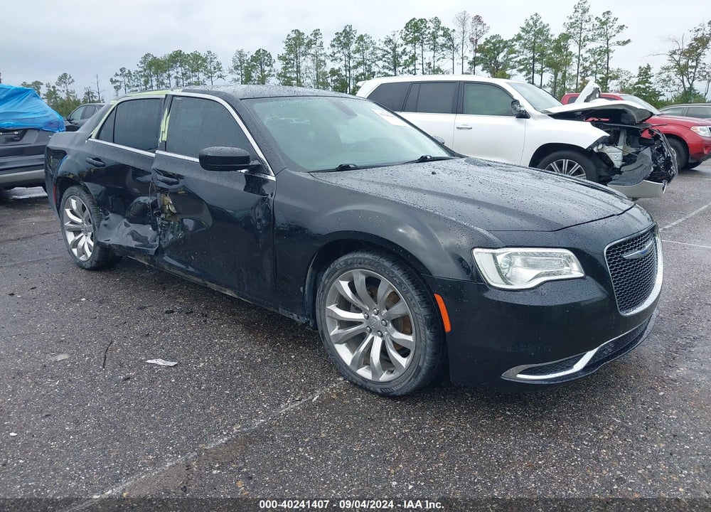2019 CHRYSLER 300 TOURING L VIN: 2C3CCAAGXKH556132