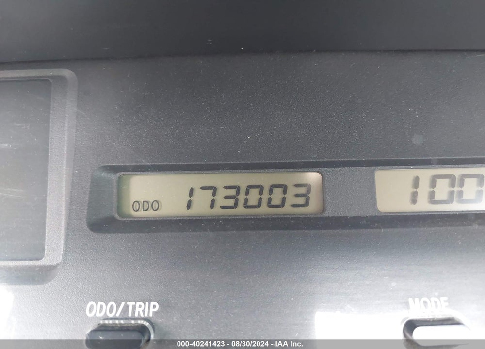 2003 TOYOTA AVALON XL VIN: 4T1BF28B73U327027