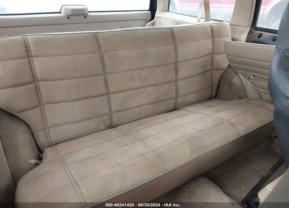 1994 JEEP CHEROKEE SE VIN: 1J4FT28S4RL252908