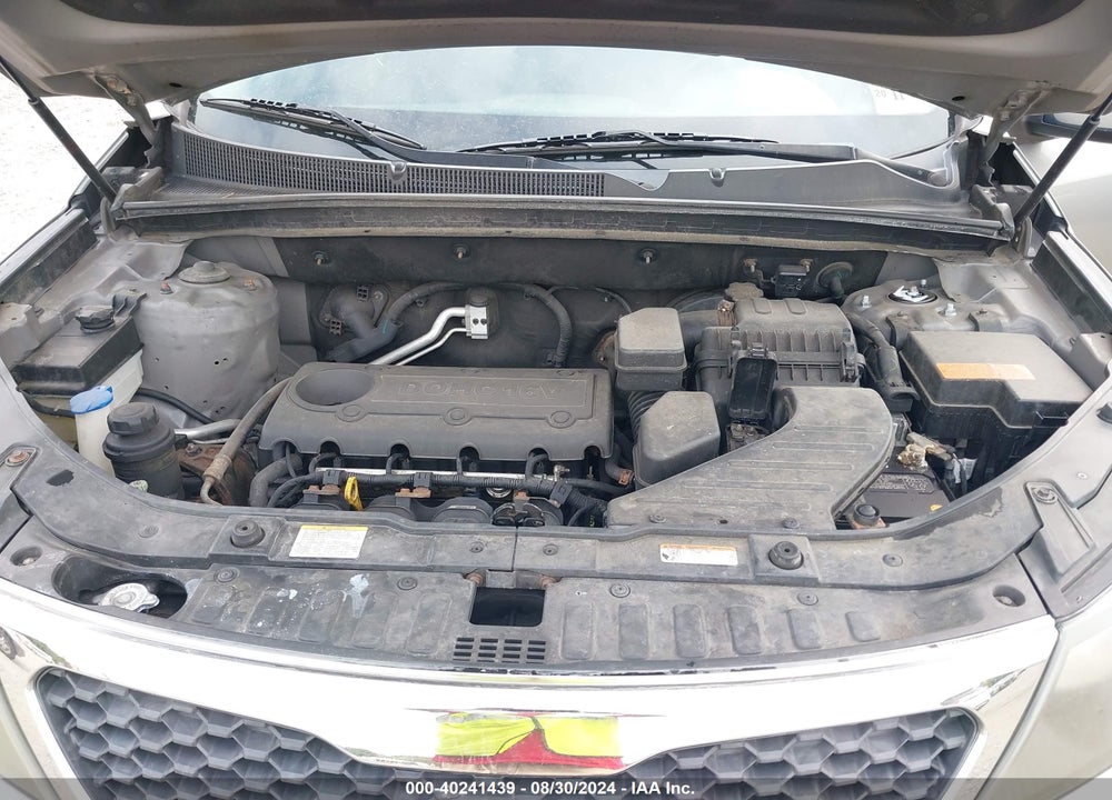 2011 KIA SORENTO LX VIN: 5XYKTDA19BG118544