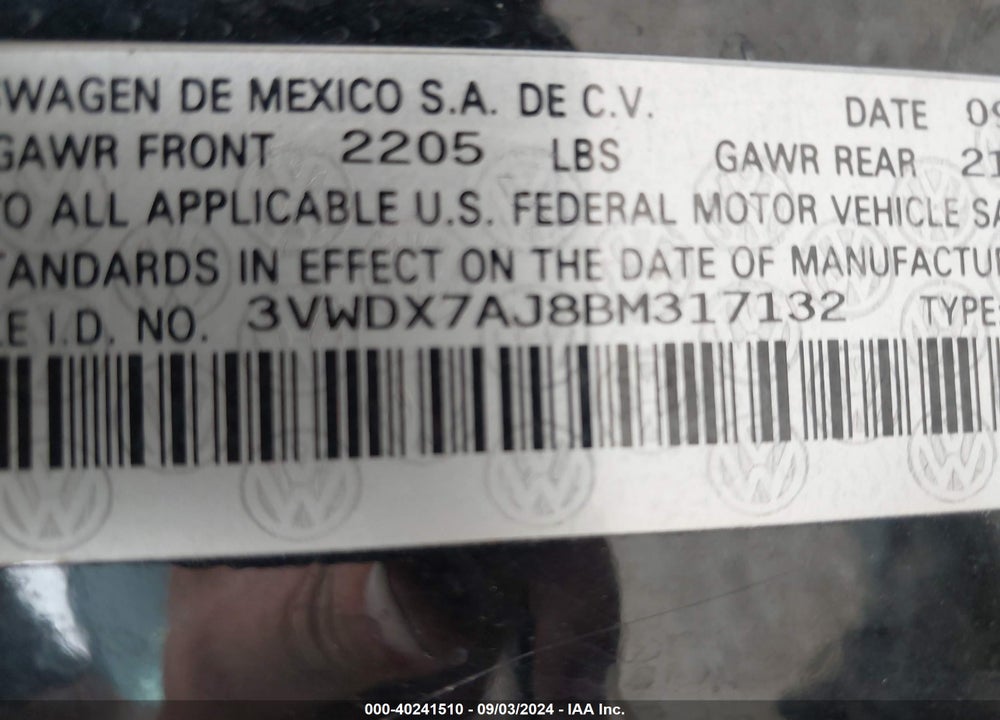 2011 VOLKSWAGEN JETTA 2.5L SE VIN: 3VWDX7AJ8BM317132