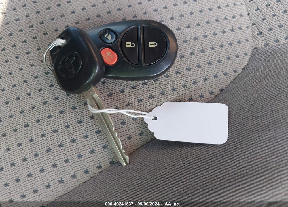 2009 TOYOTA SIENNA LE VIN: 5TDZK23C19S276894