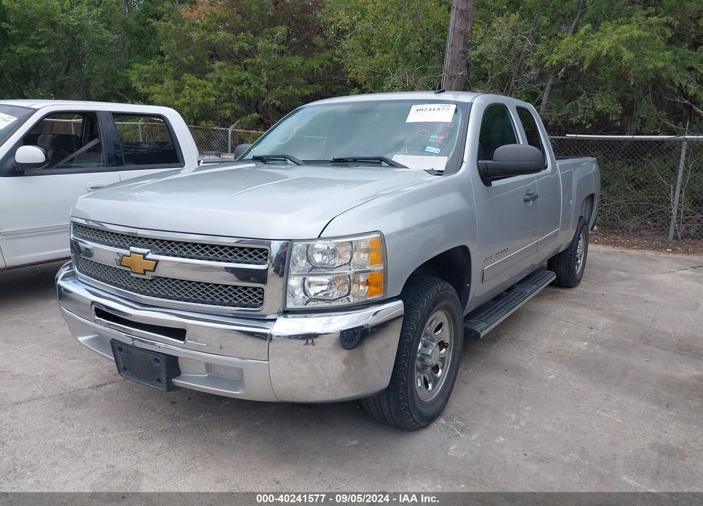 2012 CHEVROLET SILVERADO 1500 LS VIN: 1GCRCREA8CZ281100