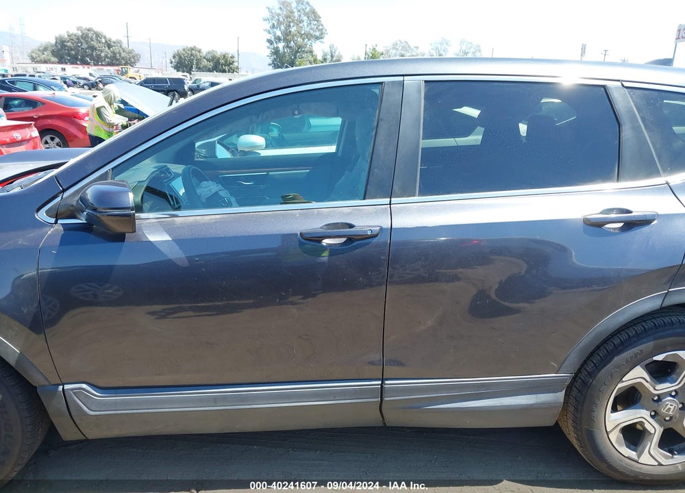 2017 HONDA CR-V EX VIN: 7FARW1H50HE031648