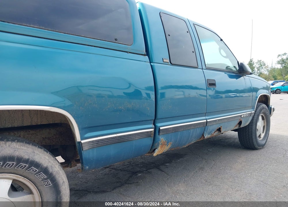 1997 CHEVROLET K1500 FLEETSIDE VIN: 1GCEK19R8VE156014