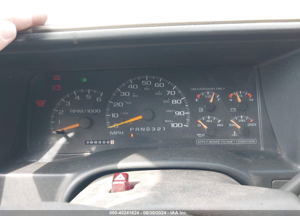 1997 CHEVROLET K1500 FLEETSIDE VIN: 1GCEK19R8VE156014