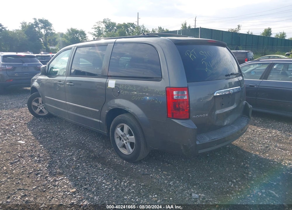 2010 DODGE GRAND CARAVAN SXT VIN: 2D4RN5D11AR411846
