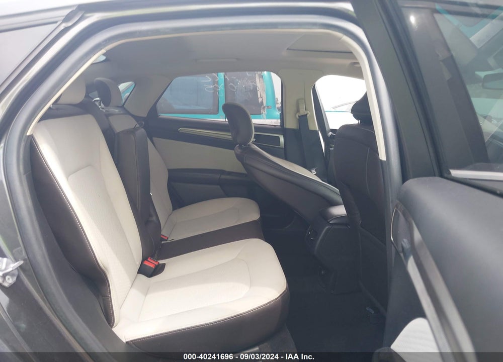 2019 FORD FUSION VIN: 3FA6P0HD4KR198393