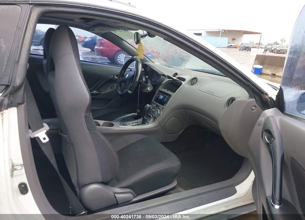 2001 TOYOTA CELICA VIN: JTDDR32T710103935