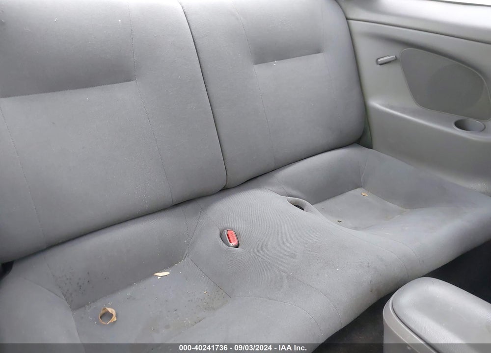 2001 TOYOTA CELICA VIN: JTDDR32T710103935