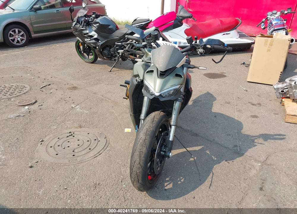 2023 DUCATI STREETFIGHTER V2 VIN: ZDMFAKYWXPB004331