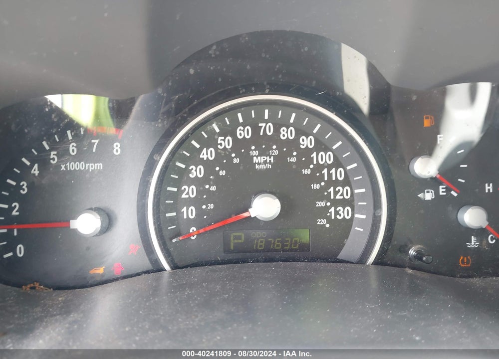 2011 KIA SEDONA EX VIN: KNDMH4C72B6383823