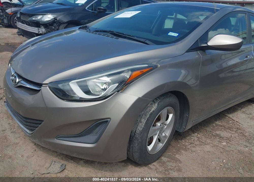 2014 HYUNDAI ELANTRA VIN: 5NPDH4AEXEH456528