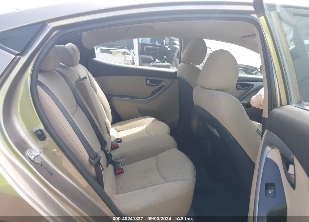 2014 HYUNDAI ELANTRA VIN: 5NPDH4AEXEH456528