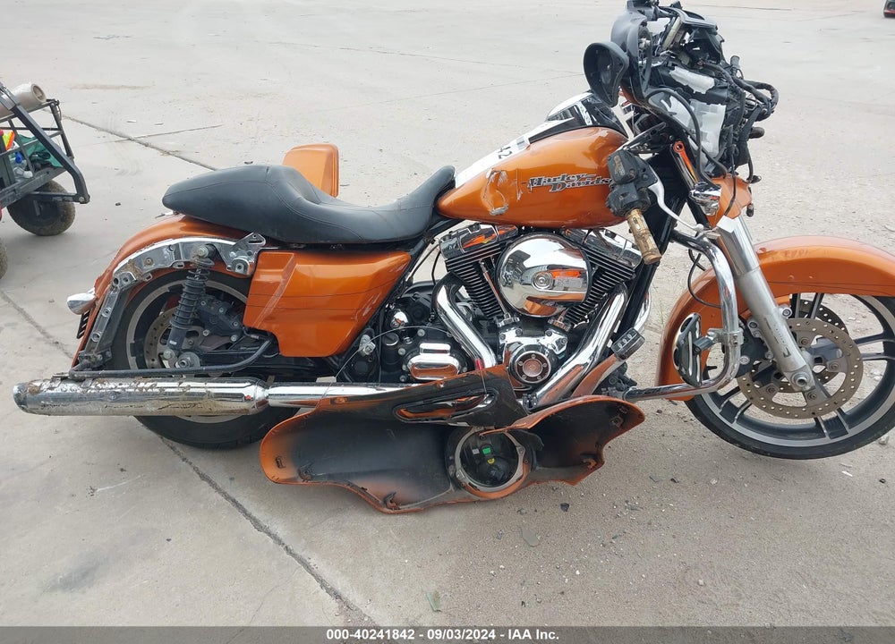 2015 HARLEY-DAVIDSON FLHXS STREET GLIDE SPECIAL VIN: 1HD1KRM19FB657249