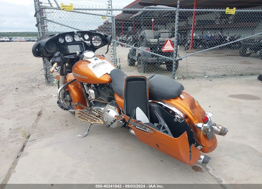 2015 HARLEY-DAVIDSON FLHXS STREET GLIDE SPECIAL VIN: 1HD1KRM19FB657249