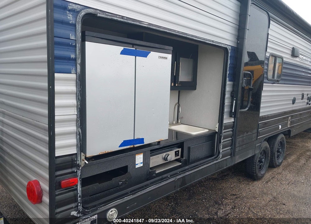 2021 CHEROKEE GREY W 29TE VIN: 4X4TCKE23MX152226
