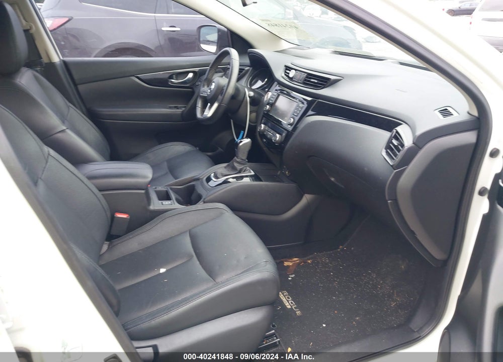 2017 NISSAN ROGUE SPORT VIN: JN1BJ1CP6HW002870