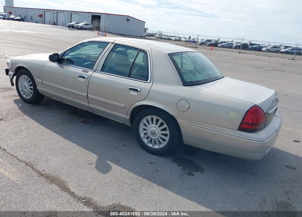 2009 MERCURY GRAND MARQUIS LS (FLEET ONLY) VIN: 2MEHM75VX9X616824